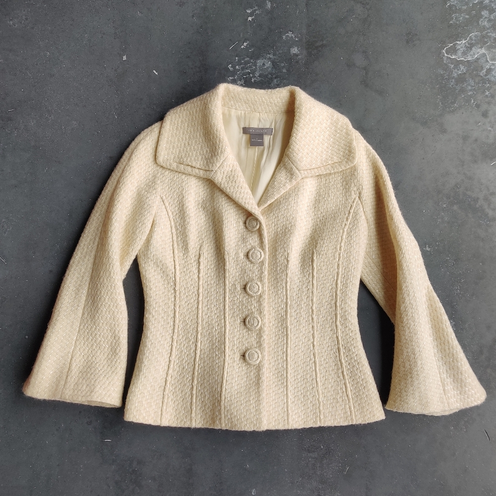 Beautiful vintage inspired wool jacket